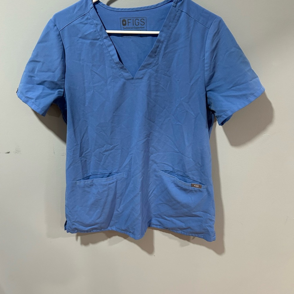 Figs technical scrub shirt size medium blue
